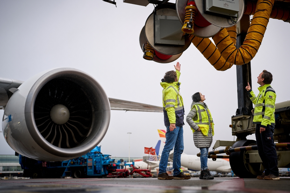 ILenT Luchtvaart contoleren van vliegtuigen