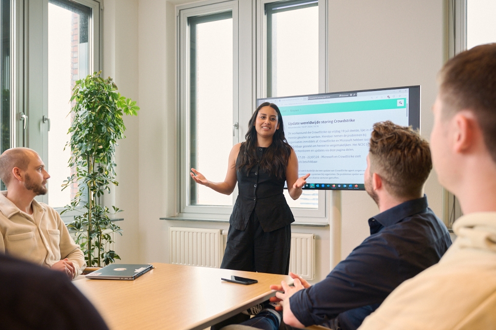 Ariela Lopez, securityspecialist bij het Nationaal Cyber Security Centrum NCSC